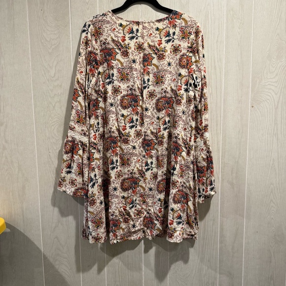 Altar’d State Boho Floral Tassel Tunic Top M - Picture 6 of 6